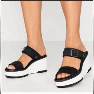 Timberland Koralyn Black Sandals womens Size 10 shoes